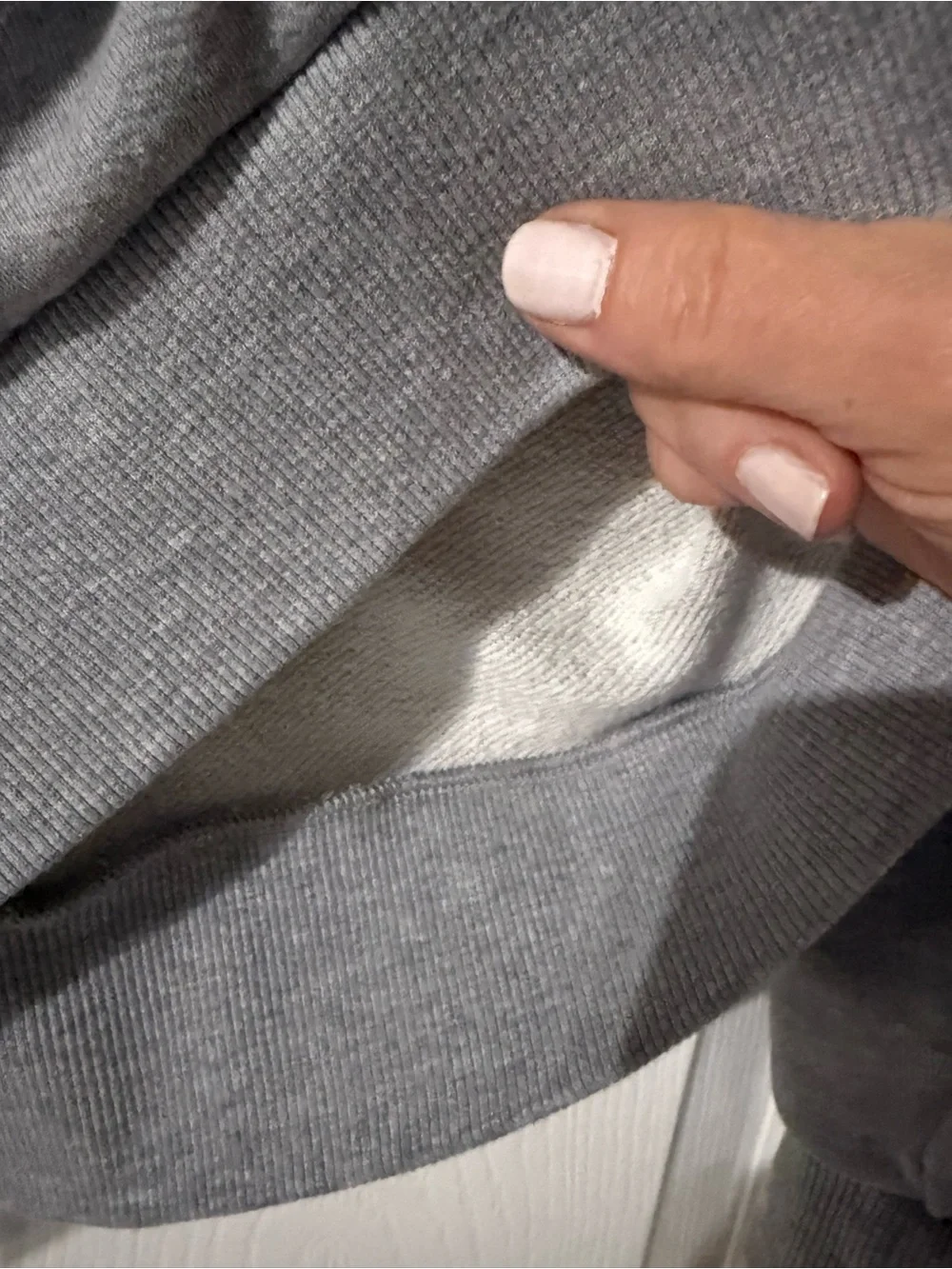 ALO Yoga “ Chill “ Sweatshirt